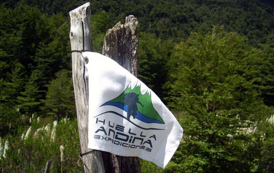 Huella Andina Expeditions